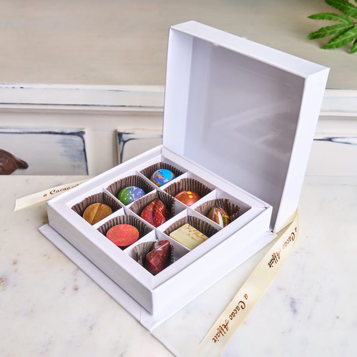 Box of assorted chocolates, 9 pieces
