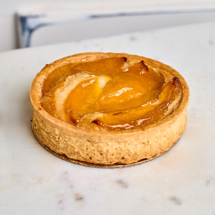 Peach almond tart